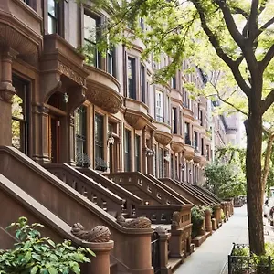 Homestay Cozy Townhouse In Harlem, New York